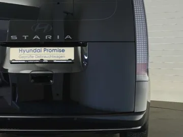 Car image 39