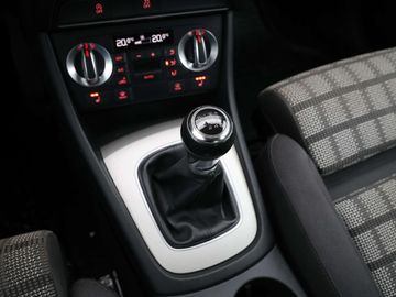 Car image 38