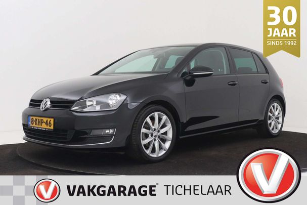 Volkswagen Golf 1.2 TSI 77 kW image number 2