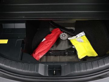 Car image 37