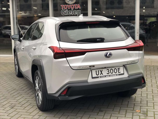 Lexus UX 300e 150 kW image number 14