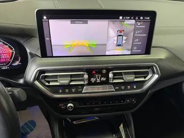 Car image 29