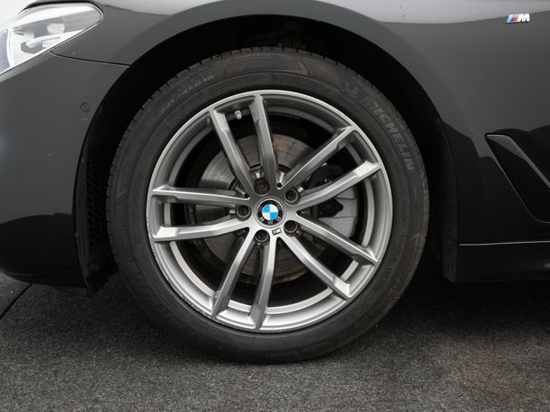 BMW 520d Touring 140 kW image number 30