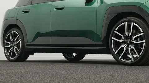 Car image 22