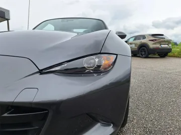 Car image 31