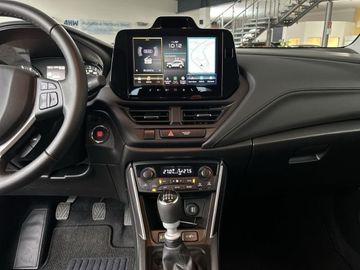 Car image 13