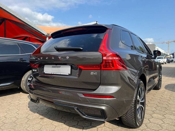 Volvo XC60 B4 Plus Dark 145 kW image number 4