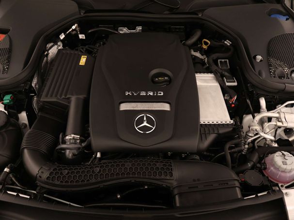 Mercedes-Benz E 300 e 235 kW image number 41