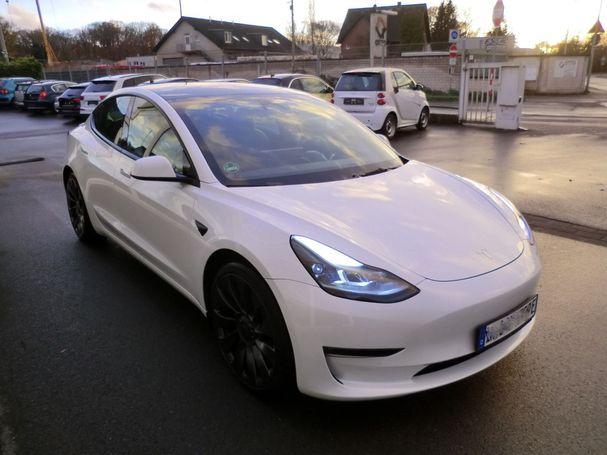 Tesla Model 3 Performance AWD 377 kW image number 2