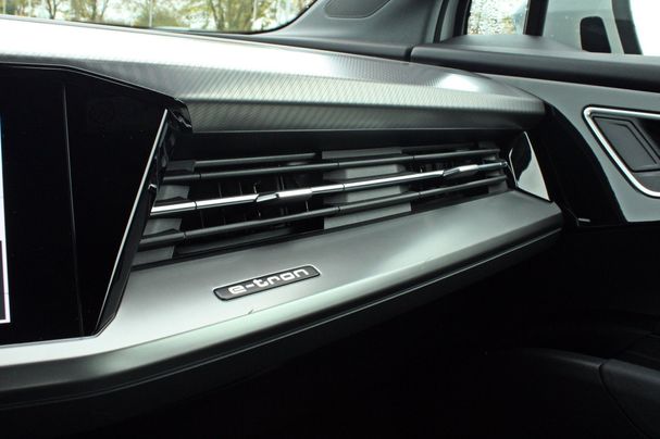 Audi Q4 40 e-tron 150 kW image number 22