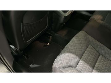 Car image 38