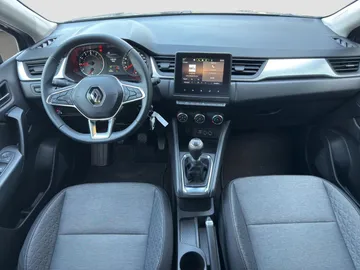 Car image 15