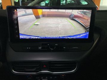 Car image 23