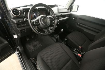 Car image 23