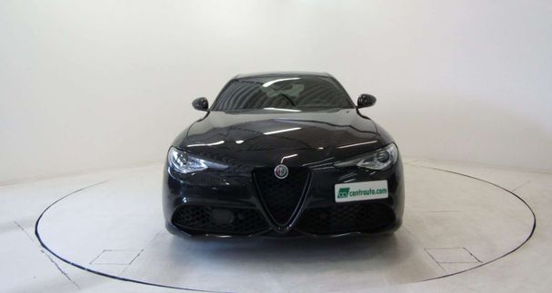 Alfa Romeo Giulia 2.2 Veloce 154 kW image number 3