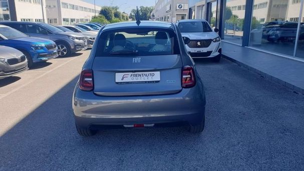 Fiat 500 e 70 kW image number 3