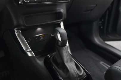 Car image 36