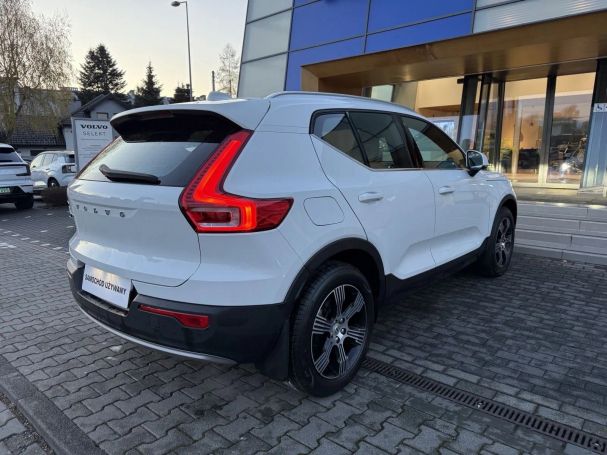 Volvo XC40 AWD 140 kW image number 10