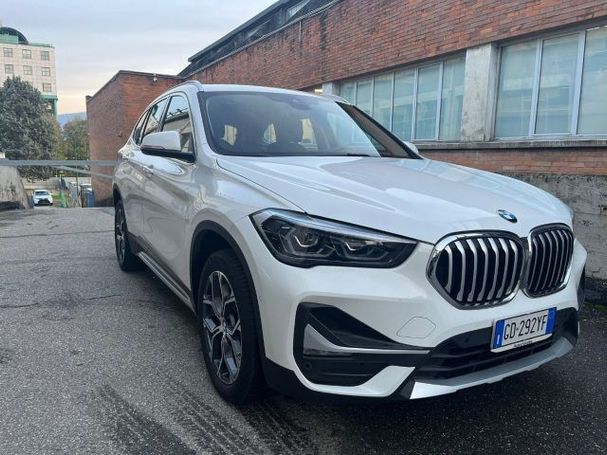 BMW X1 sDrive18d xLine 110 kW image number 2