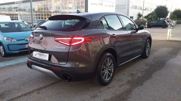 Alfa Romeo Stelvio 2.2 Diesel AT8 Business 118 kW image number 5