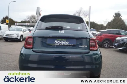 Car image 5