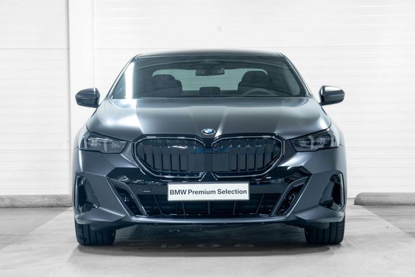 BMW 520i M Pro 153 kW image number 2