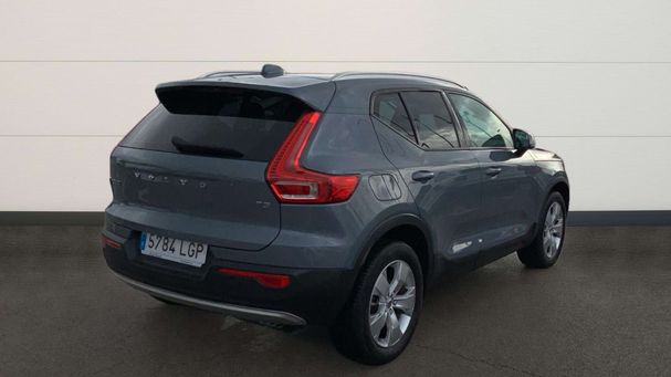 Volvo XC40 T3 Plus 120 kW image number 3