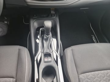 Car image 15