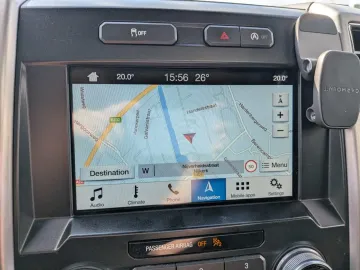 Car image 30