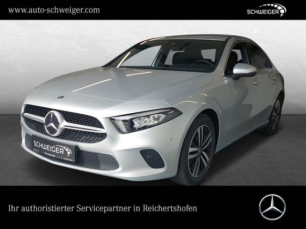 Mercedes-Benz A 200 120 kW image number 1