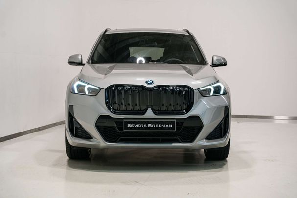 BMW iX1 xDrive30 M Sport 230 kW image number 7