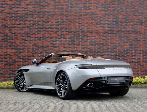 Aston Martin DB12 Volante 4.0 V8 500 kW image number 2