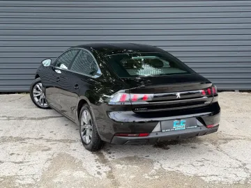Car image 38