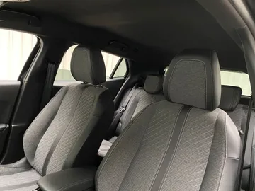Car image 45