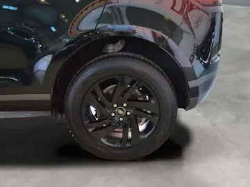 Car image 36