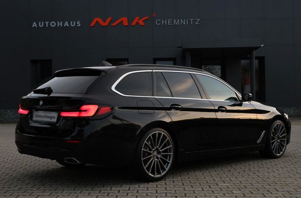 BMW 520i Touring 135 kW image number 3