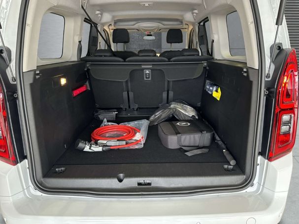 Opel e-Combo Life XL Ultimate 100 kW image number 4