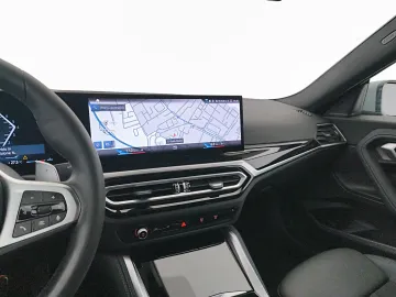 Car image 32