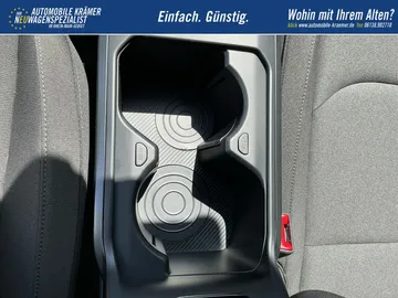 Car image 25