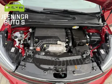 Car image 32