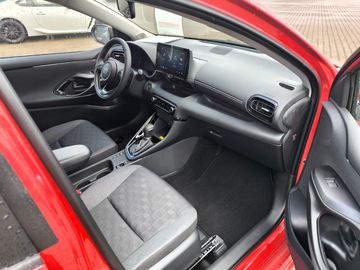 Car image 10