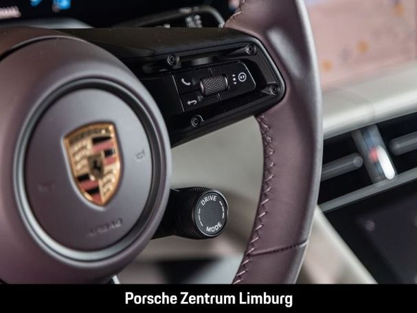 Porsche Taycan 320 kW image number 13