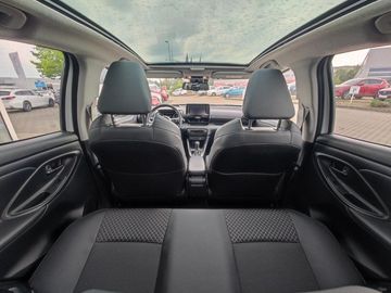 Car image 11