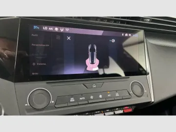Car image 42