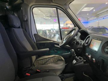 Car image 31