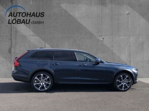 Volvo V90 Cross Country AWD B4 145 kW image number 7