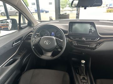 Car image 11