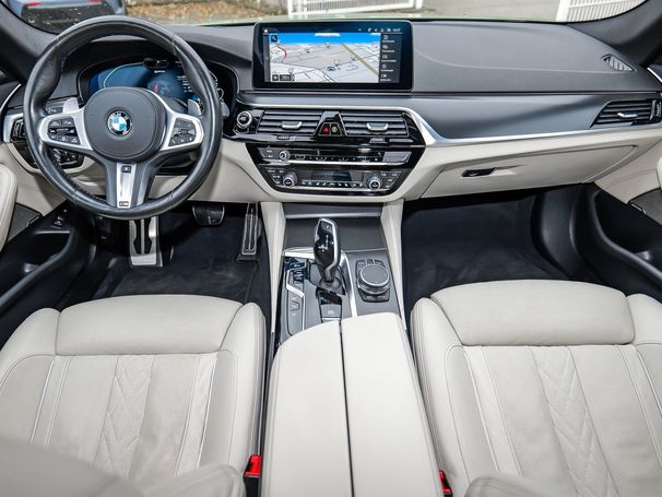 BMW 530 Touring xDrive 215 kW image number 10