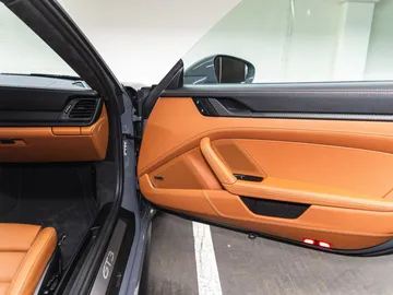 Car image 50