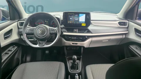 Car image 15